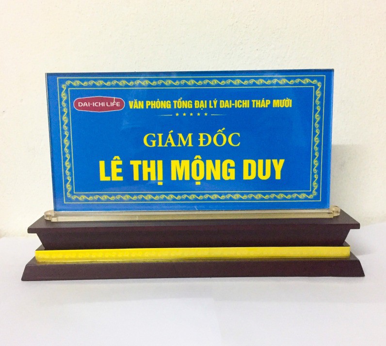 Biển chức danh Gỗ Mica Mặt 3mm,5mm